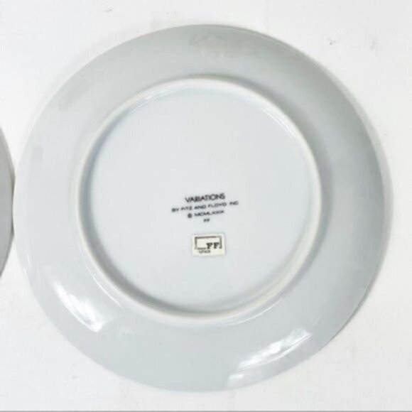 Fitz and Floyd Variations Daffodils 2 plates & 2 mugs set 1979 vintage - Picture 8 of 14